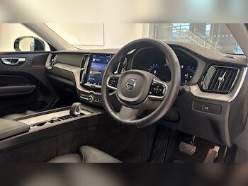 Used Volvo XC60 2023 for sale - 76676911: Photo