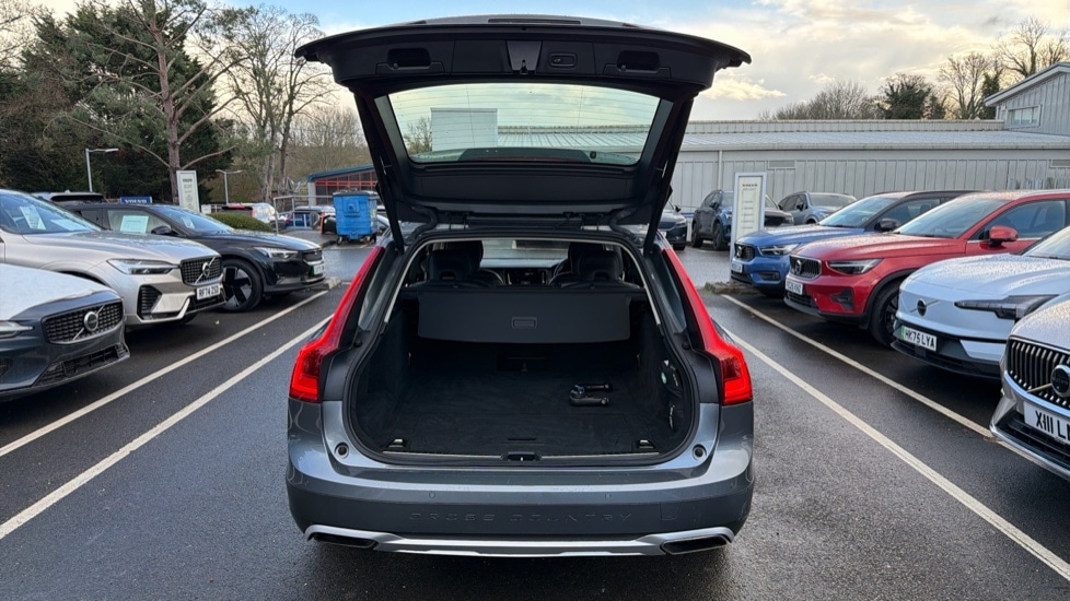 Used Volvo V90 2019 for sale - 77237180: Photo 13