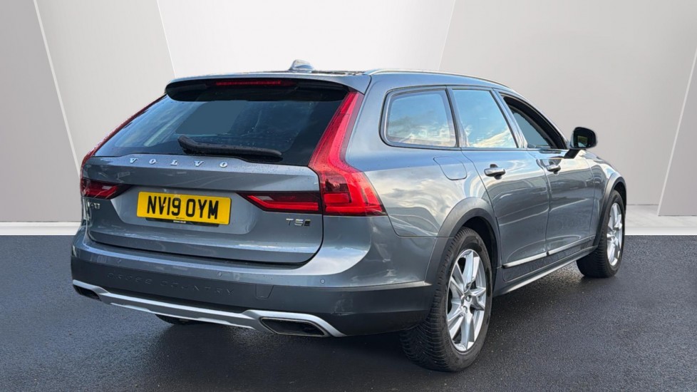 Used Volvo V90 2019 for sale - 77237180: Photo 2