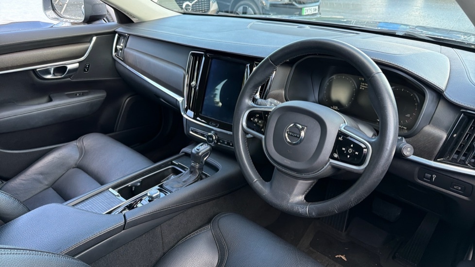 Used Volvo V90 2019 for sale - 77237180: Photo 4