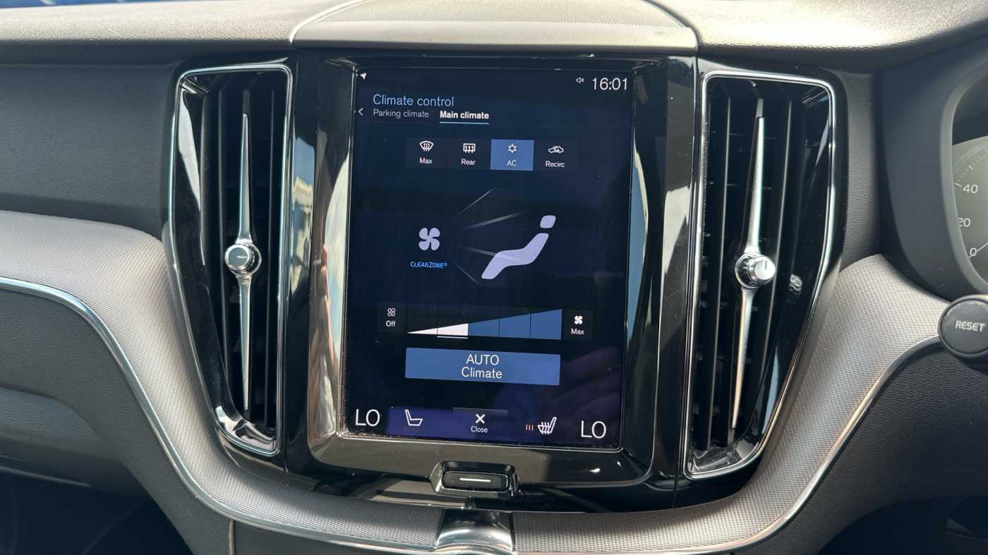 Used Volvo XC60 2021 for sale - 77552146: Photo 10