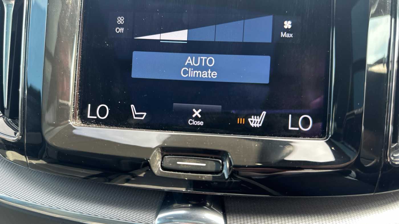 Used Volvo XC60 2021 for sale - 77552146: Photo 9