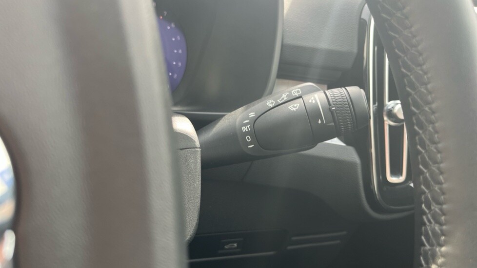 Used Volvo XC40 2023 for sale - 78209719: Photo 21