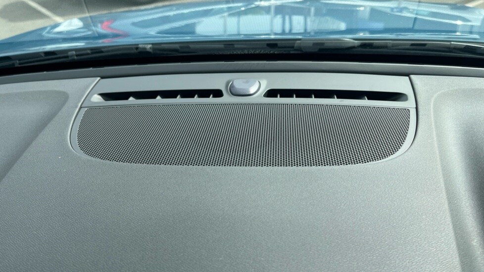 Used Volvo XC40 2023 for sale - 78209719: Photo 23