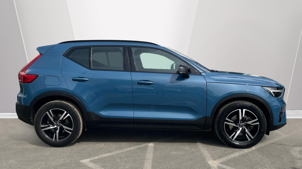 Used Volvo XC40 2023 for sale - 78209719: Photo 3