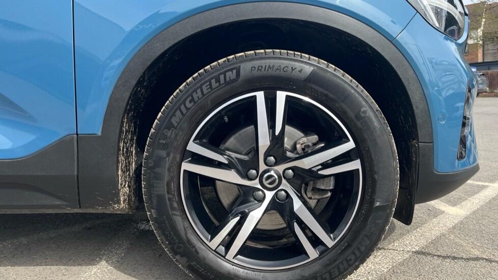 Used Volvo XC40 2023 for sale - 78209719: Photo 9