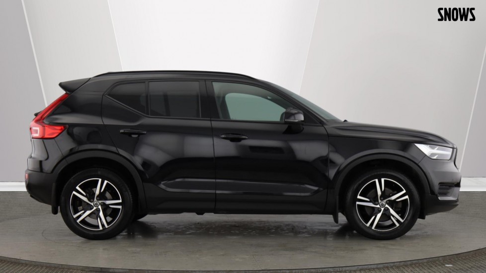 Used Volvo XC40 2021 for sale - 77938392: Photo 2