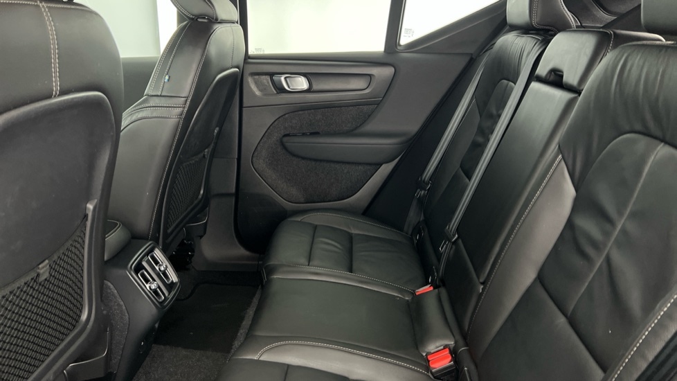 Used Volvo XC40 2021 for sale - 77938392: Photo 7