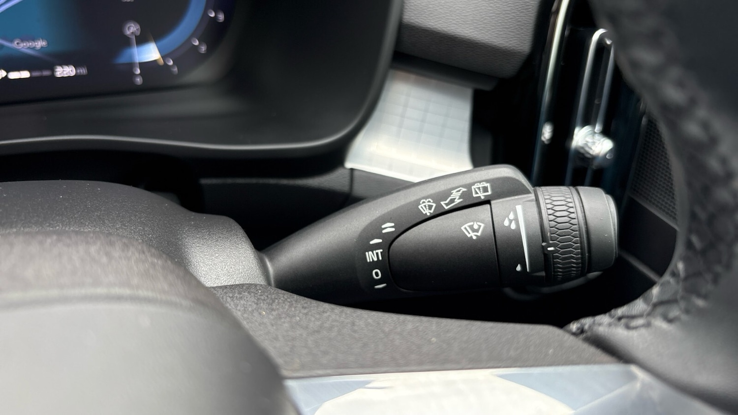 Used Volvo XC40 2022 for sale - 76675753: Photo 25