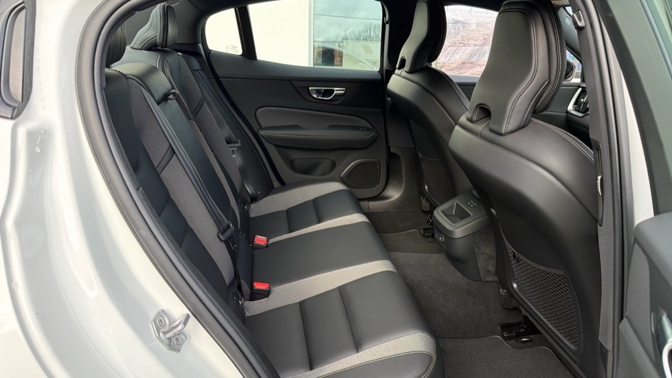 Used Volvo S60 2022 for sale - 77567658: Photo 8