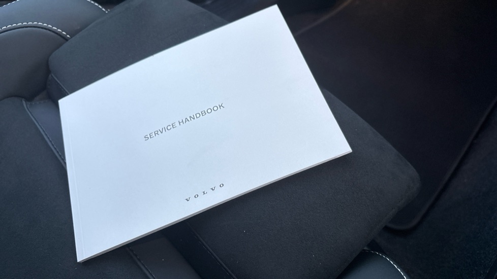 Used Volvo XC40 2025 for sale - 77763411: Photo 14