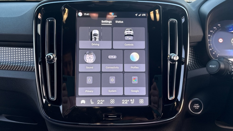 Used Volvo XC40 2025 for sale - 77763411: Photo 15