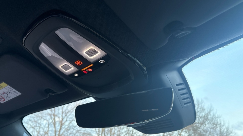 Used Volvo XC40 2025 for sale - 77763411: Photo 25