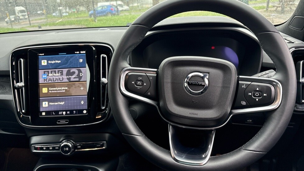 Used Volvo XC40 2023 for sale - 77809933: Photo 10