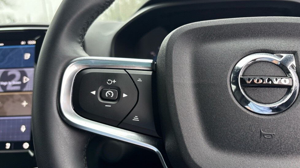 Used Volvo XC40 2023 for sale - 77809933: Photo 19