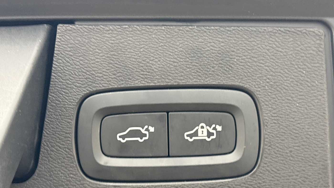 Used Volvo XC60 2025 for sale - 77552176: Photo 17