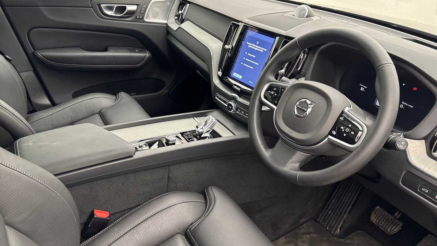 Used Volvo XC60 2025 for sale - 77552176: Photo 9