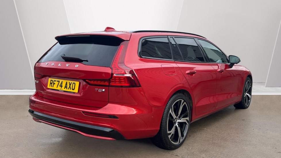 Used Volvo V60 2025 for sale - 77641283: Photo 2