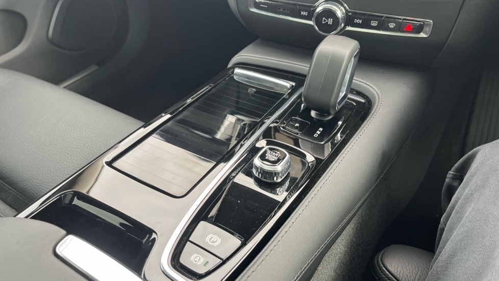 Used Volvo V60 2025 for sale - 77641283: Photo 25