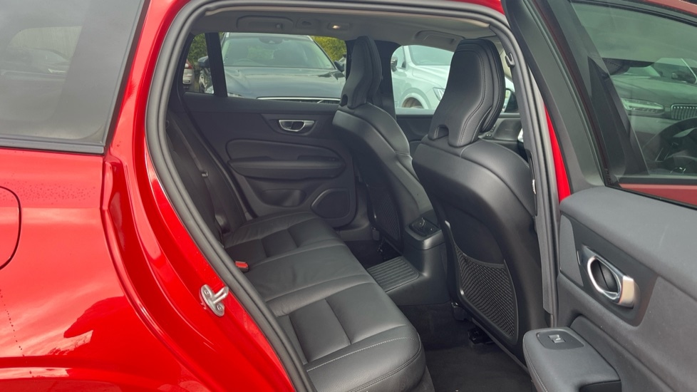 Used Volvo V60 2025 for sale - 77641283: Photo 6