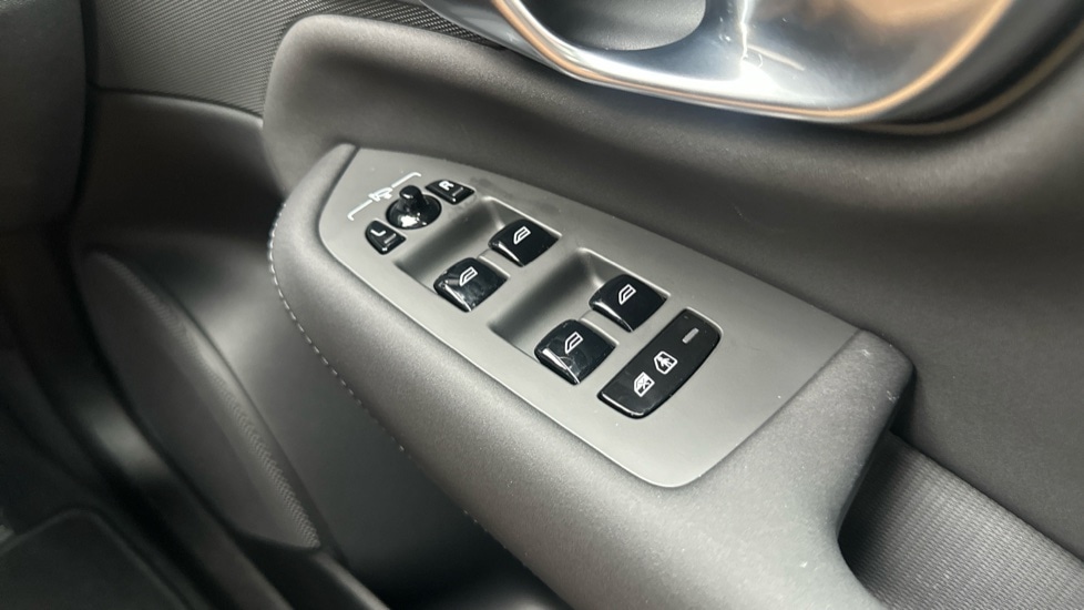 Used Volvo XC90 2025 for sale - 77665553: Photo 22