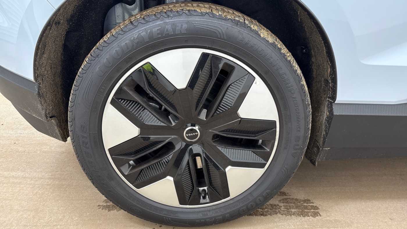 Used Volvo EX30 2025 for sale - 77931621: Photo 19