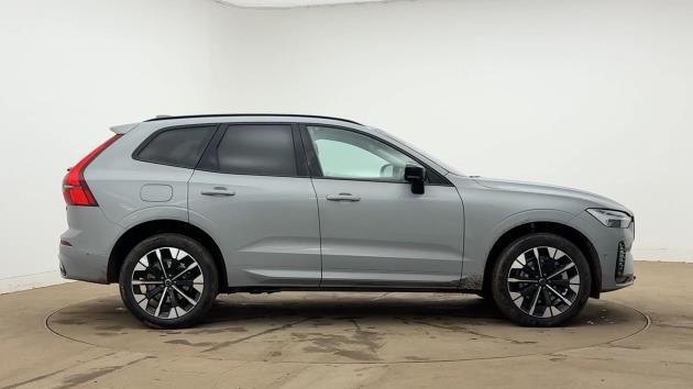 Used Volvo XC60 2025 for sale - 77618271: Photo 2