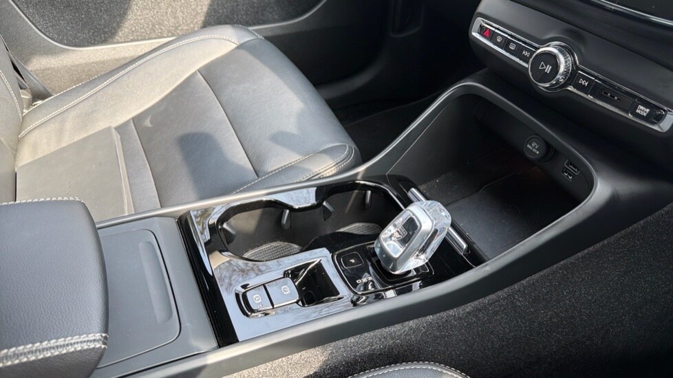 Used Volvo XC40 2021 for sale - 78049417: Photo 24