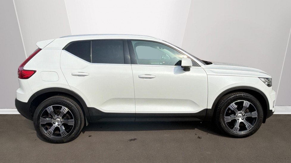 Used Volvo XC40 2021 for sale - 78049417: Photo 3