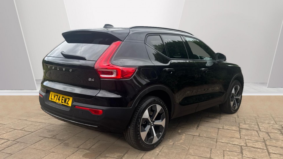 Used Volvo XC40 2025 for sale - 76678895: Photo 2