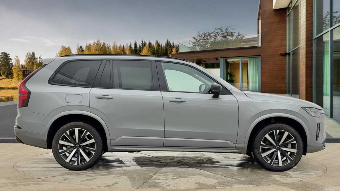 Used Volvo XC90 2025 for sale - 77552170: Photo 2