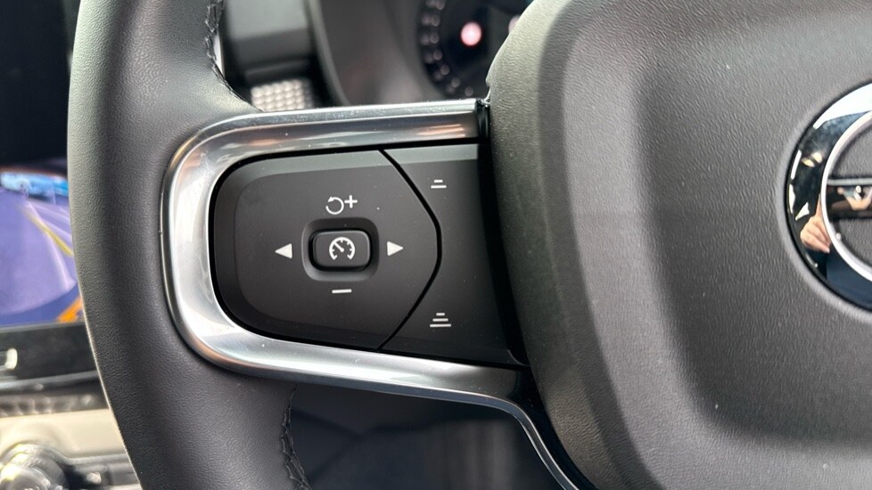 Used Volvo XC40 2025 for sale - 76678573: Photo 17