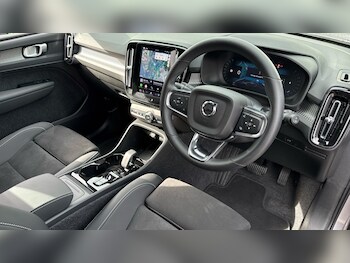 Used Volvo XC40 2025 for sale - 76678573: Photo