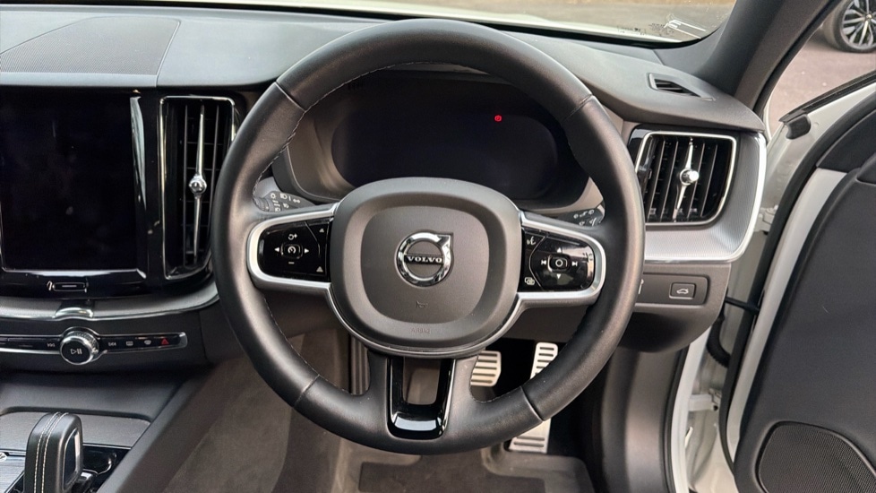 Used Volvo XC60 2022 for sale - 78049398: Photo 10