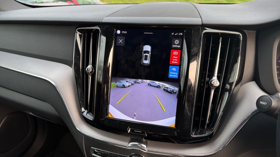 Used Volvo XC60 2022 for sale - 78049398: Photo 17