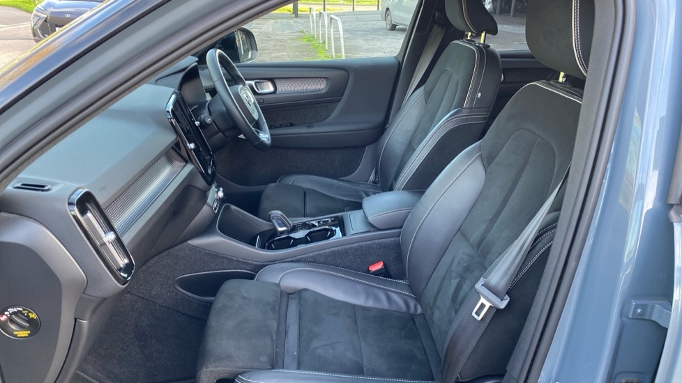 Used Volvo XC40 2021 for sale - 77073297: Photo 14