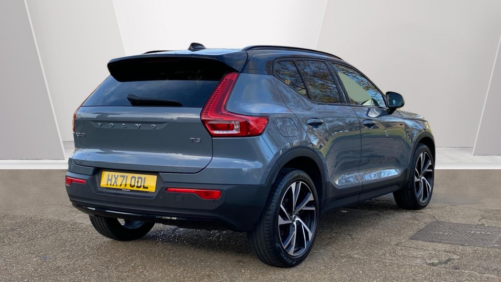 Used Volvo XC40 2021 for sale - 77073297: Photo 2