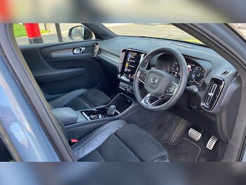 Used Volvo XC40 2021 for sale - 77073297: Photo