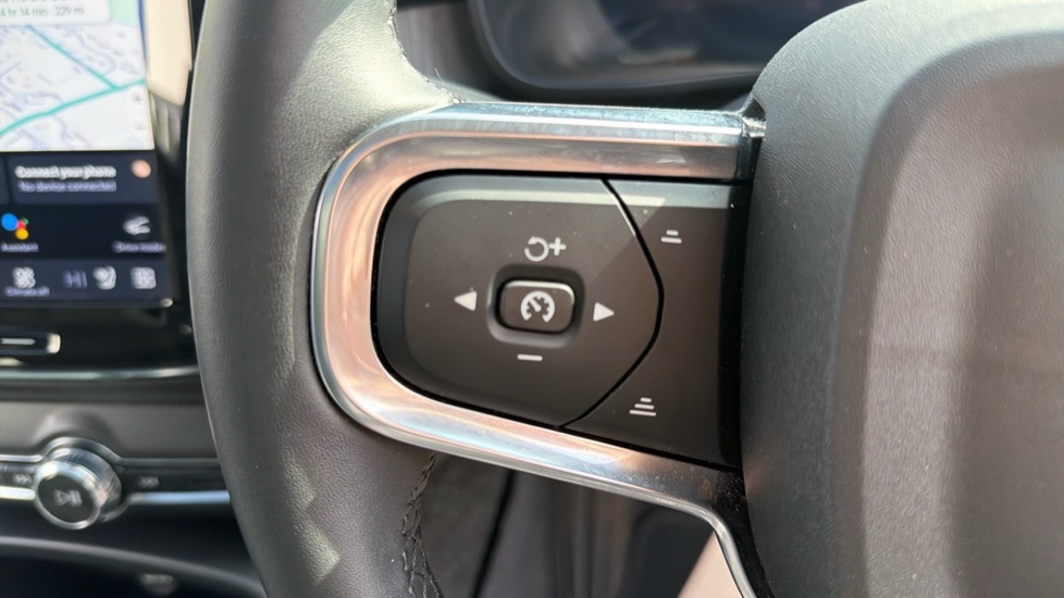 Used Volvo XC40 2025 for sale - 77962216: Photo 18