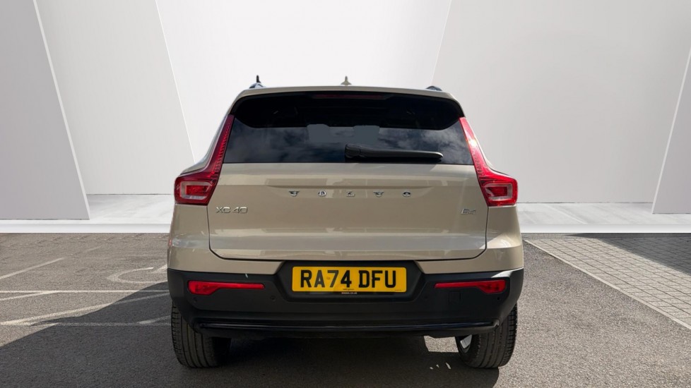 Used Volvo XC40 2025 for sale - 77962216: Photo 7