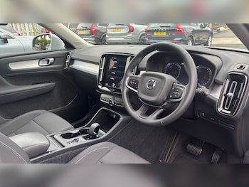 Used Volvo XC40 2022 for sale - 77641286: Photo