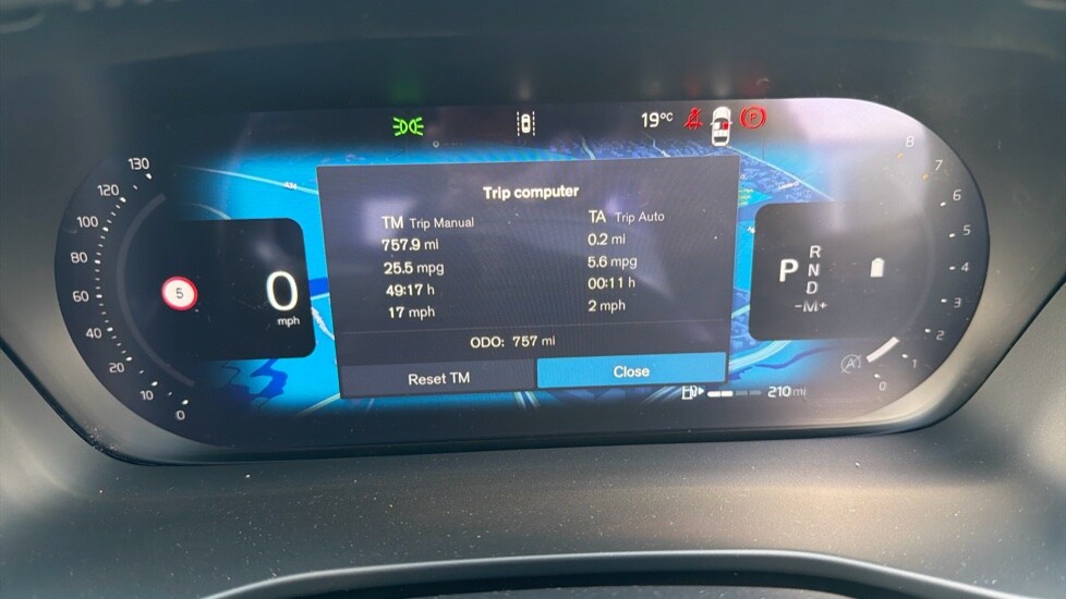 Used Volvo XC40 2025 for sale - 78209731: Photo 11