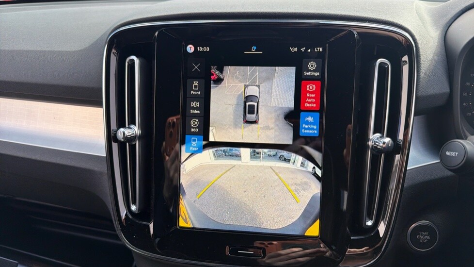 Used Volvo XC40 2025 for sale - 78209731: Photo 17