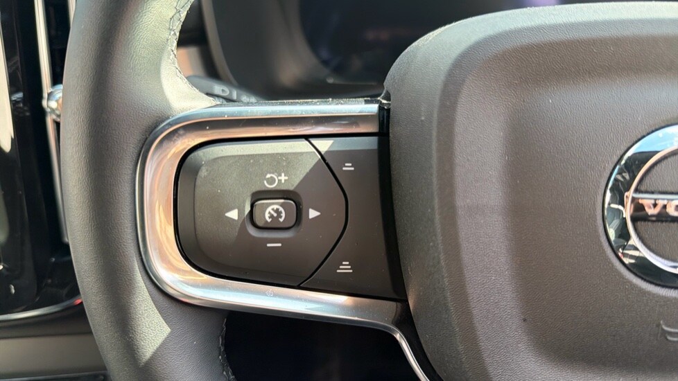 Used Volvo XC40 2025 for sale - 78209731: Photo 19