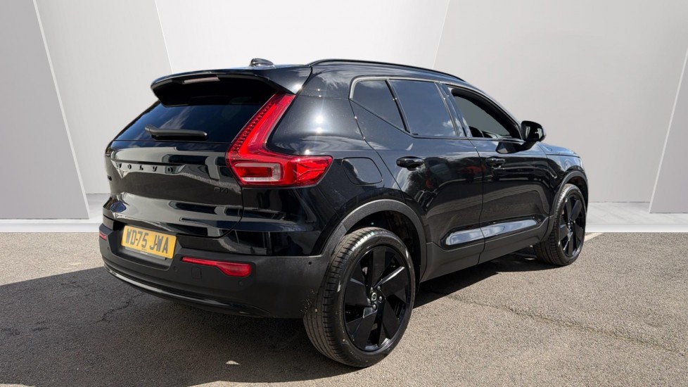 Used Volvo XC40 2025 for sale - 78209731: Photo 2