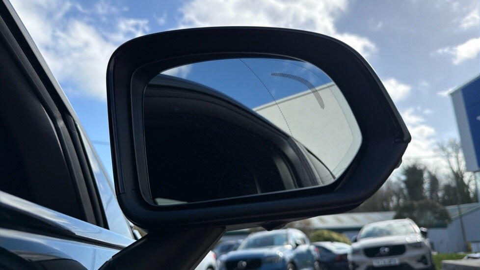 Used Volvo XC40 2025 for sale - 78209731: Photo 25