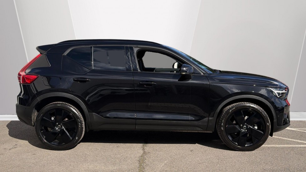 Used Volvo XC40 2025 for sale - 78209731: Photo 3