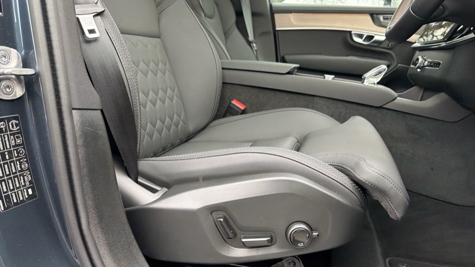 Used Volvo XC90 2025 for sale - 77803353: Photo 24