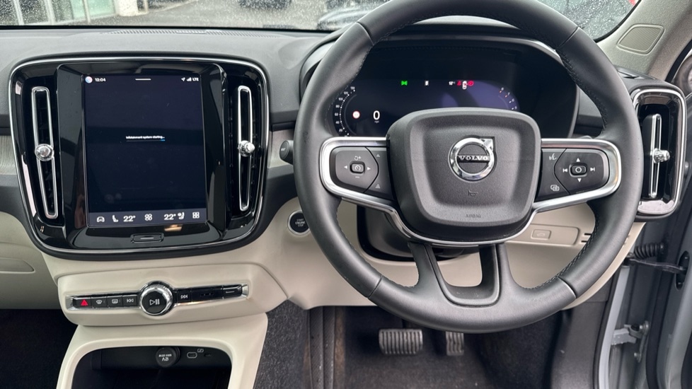 Used Volvo XC40 2025 for sale - 77721524: Photo 10