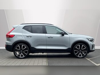 Used Volvo XC40 2025 for sale - 77721524: Photo